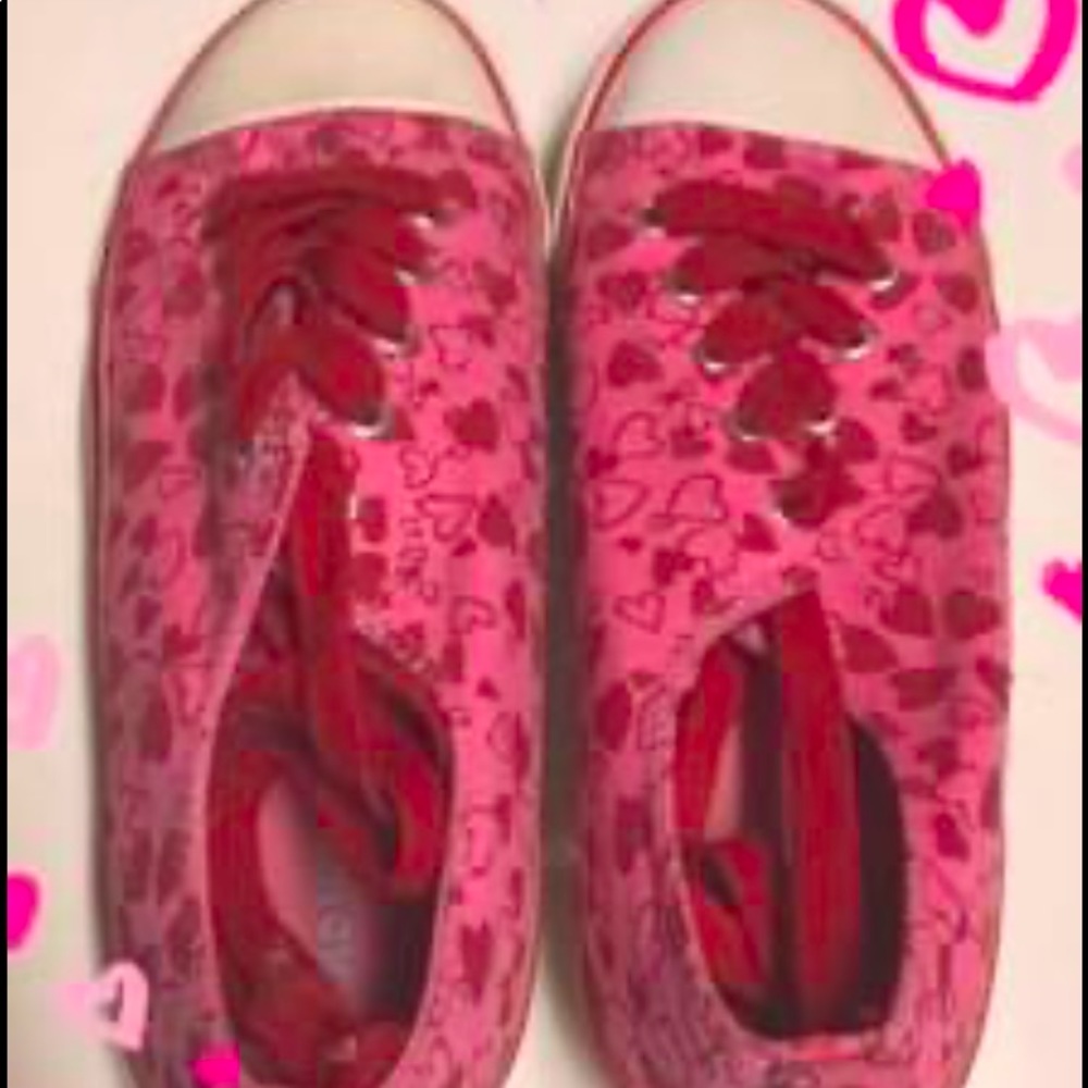 The CUTEST VALENTINE’S DAY SHOES EVER!